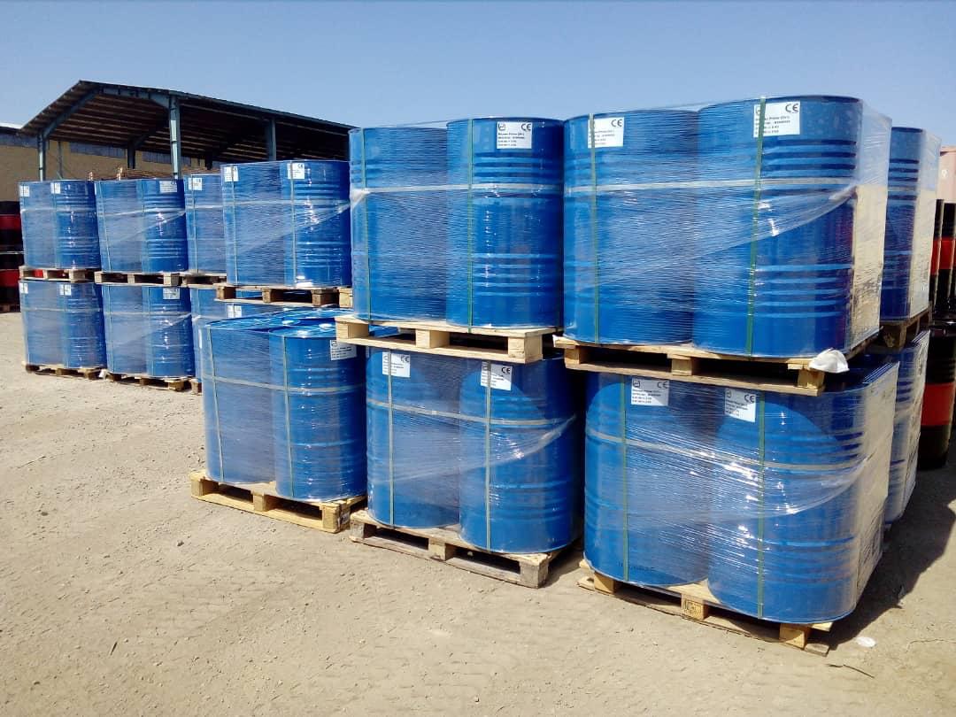 Bitumen emulsion storage tanks at Bitukim’s Dubai facility for high-quality road construction materials.